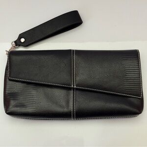 Cato Black Wristlet Bag